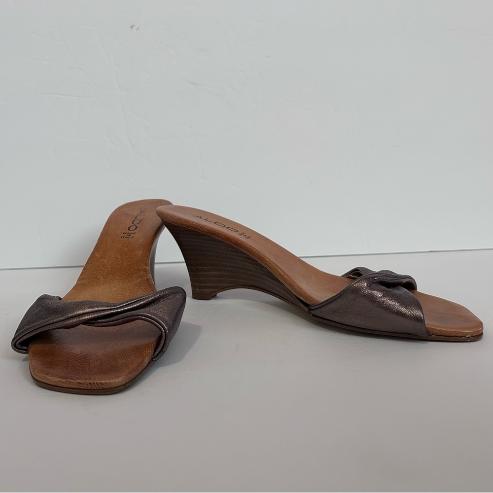 Aldo Gold Metallic Twist Wedge Slide Sandal - Picture 4 of 10